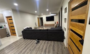 Casa en Arriendo en condominio valle del sol