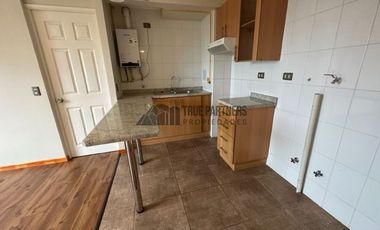 Departamento en Arriendo en Calle Puerto Montt. Condominio Plaza Pelluco.