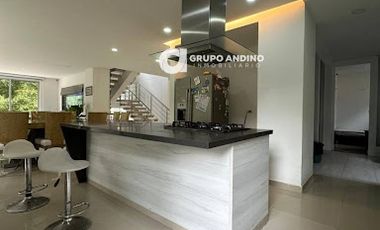 ARRIENDO de CASA RESIDENCIAL en BUCARAMANGA