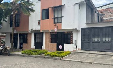 VENTA de EDIFICIOS en GARZON