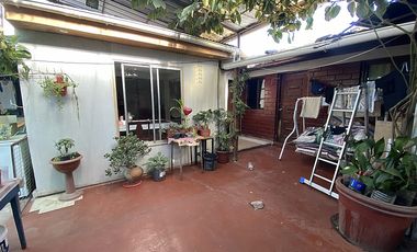 2 CASAS UNIDAS CON LOCAL COMERCIAL