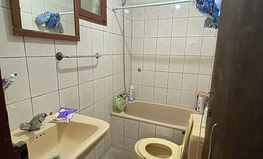 2 CASAS UNIDAS CON LOCAL COMERCIAL