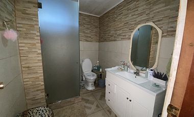 2 CASAS UNIDAS CON LOCAL COMERCIAL