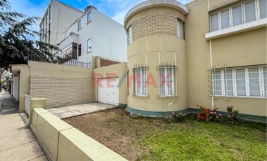 Terreno En Venta 500 M2 - Calle Los Naranjos, San Isidro