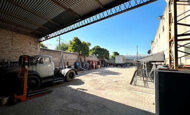 Galpon - 1860 mts - Tarija 80 - Merlo