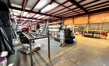 Galpon - 1860 mts - Tarija 80 - Merlo