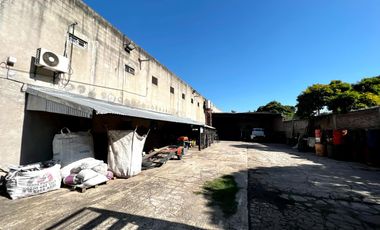 Galpon - 1860 mts - Tarija 80 - Merlo