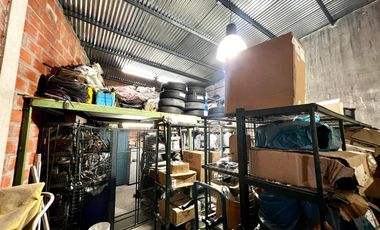 Galpon - 1860 mts - Tarija 80 - Merlo