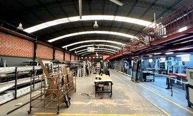 Galpon - 1860 mts - Tarija 80 - Merlo