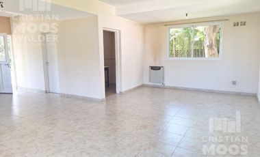 Casa en Maschwitz Village