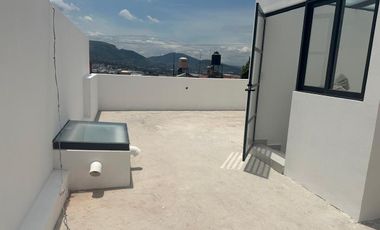 Se vende casa en Cumbres del Valle, Tlalnepantla AV1754