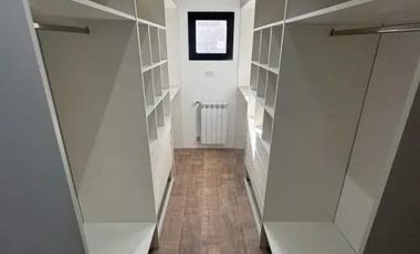 Casa en alquiler - 3 Dormitorios 4 Baños - Ezeiza