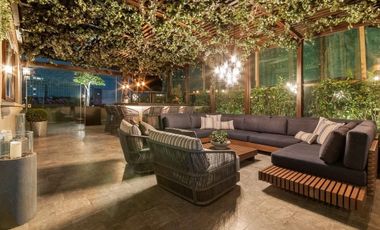 EN VENTA CASA AMUEBLADA EN LOMAS COUNTRY