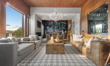 EN VENTA CASA AMUEBLADA EN LOMAS COUNTRY