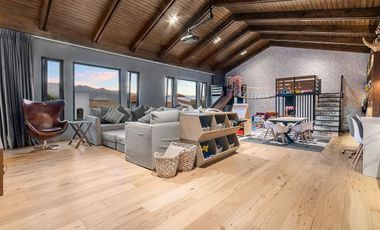 EN VENTA CASA AMUEBLADA EN LOMAS COUNTRY