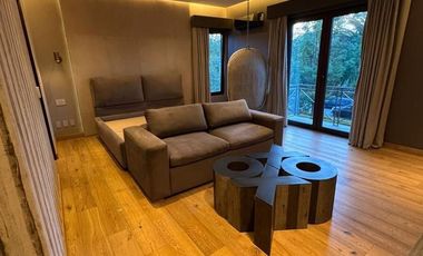 EN VENTA CASA AMUEBLADA EN LOMAS COUNTRY