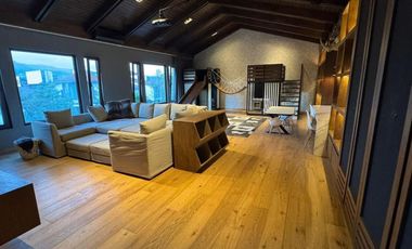 EN VENTA CASA AMUEBLADA EN LOMAS COUNTRY