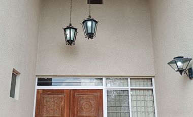 Vistahermosa en Esquina para Remodelar