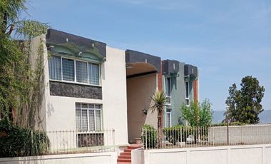 Vistahermosa en Esquina para Remodelar