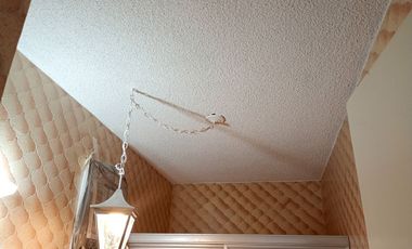 Vistahermosa en Esquina para Remodelar