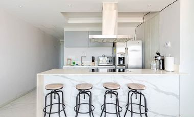 2R, 100 m², balcón panorámico con vistas a marina, montaña y bahia