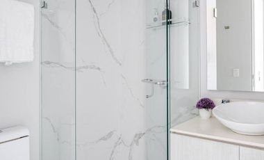 2R, 100 m², balcón panorámico con vistas a marina, montaña y bahia