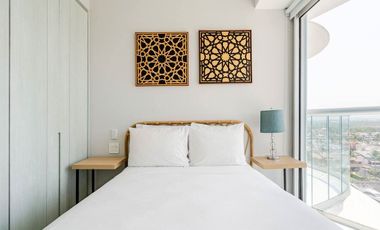 2R, 100 m², balcón panorámico con vistas a marina, montaña y bahia