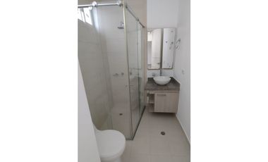 SE VENDE APARTAMENTO AMPLIO EN LA CASTELLANA