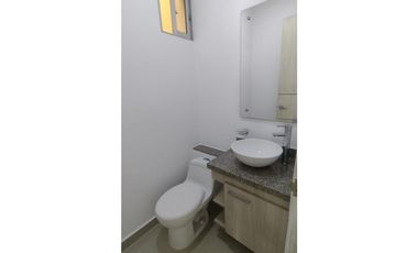 SE VENDE APARTAMENTO AMPLIO EN LA CASTELLANA