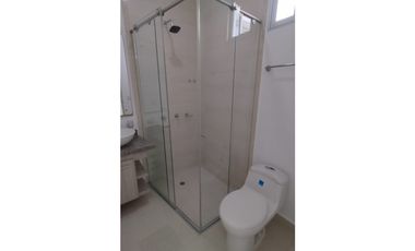 SE VENDE APARTAMENTO AMPLIO EN LA CASTELLANA