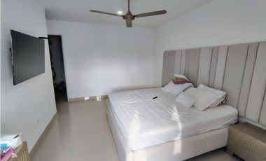 SE VENDE APARTAMENTO AMPLIO EN LA CASTELLANA