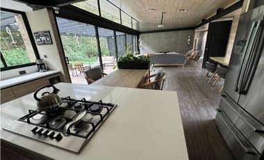 Casa para Arriendo Amoblada en Alto de las Palmas