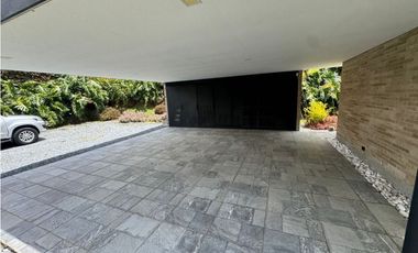 Casa para Arriendo Amoblada en Alto de las Palmas