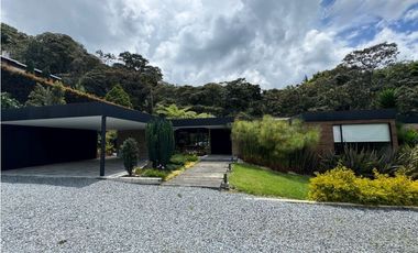 Casa para Arriendo Amoblada en Alto de las Palmas