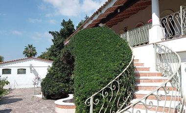 CASA COMO TERRENO EN VENTA AJIJIC