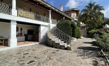 CASA COMO TERRENO EN VENTA AJIJIC
