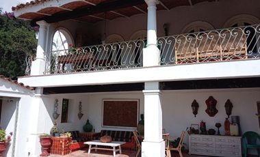 CASA COMO TERRENO EN VENTA AJIJIC