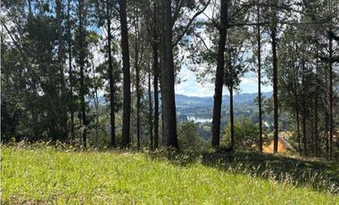 Venta de Hermoso Lote en El Retiro con Vista a La Represa de la Fe