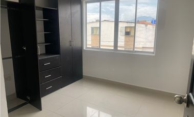 SE ARRIENDA HERMOSA CASA EN PRADOS DEL MUTIS