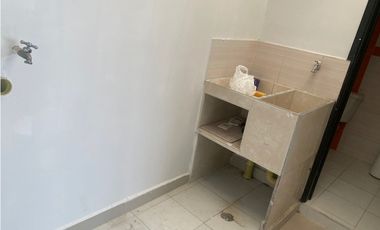 SE ARRIENDA HERMOSA CASA EN PRADOS DEL MUTIS