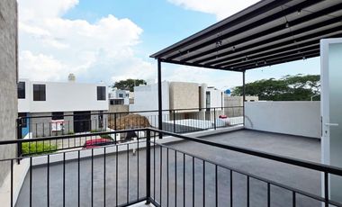 Casa en Venta 3 Recámaras (2 en Planta Baja) con RoofGarden en Comala, Colima