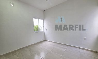 Casa en Venta 3 Recámaras (2 en Planta Baja) con RoofGarden en Comala, Colima