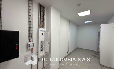 ARRIENDO LOCAL ESQUINERO SOBRE LA CALLE 80 EN MINUTO DE DIOS EN BOGOT