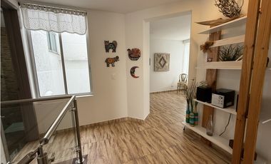 VENTA CASA EN AV. CENTENARIO - NORTE DE ARMENIA Q.