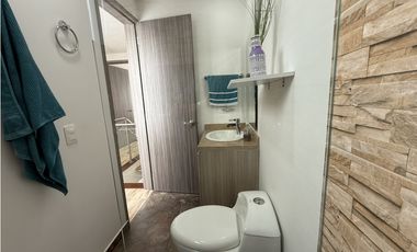 VENTA CASA EN AV. CENTENARIO - NORTE DE ARMENIA Q.