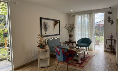 VENTA CASA EN AV. CENTENARIO - NORTE DE ARMENIA Q.