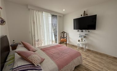 VENTA CASA EN AV. CENTENARIO - NORTE DE ARMENIA Q.