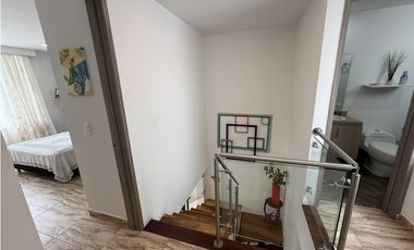 VENTA CASA EN AV. CENTENARIO - NORTE DE ARMENIA Q.