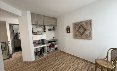 VENTA CASA EN AV. CENTENARIO - NORTE DE ARMENIA Q.