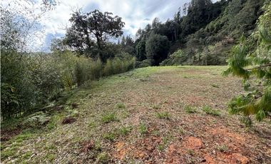 Venta de Lote En El Retiro en Unidad Cerrada con Vista Panorámica